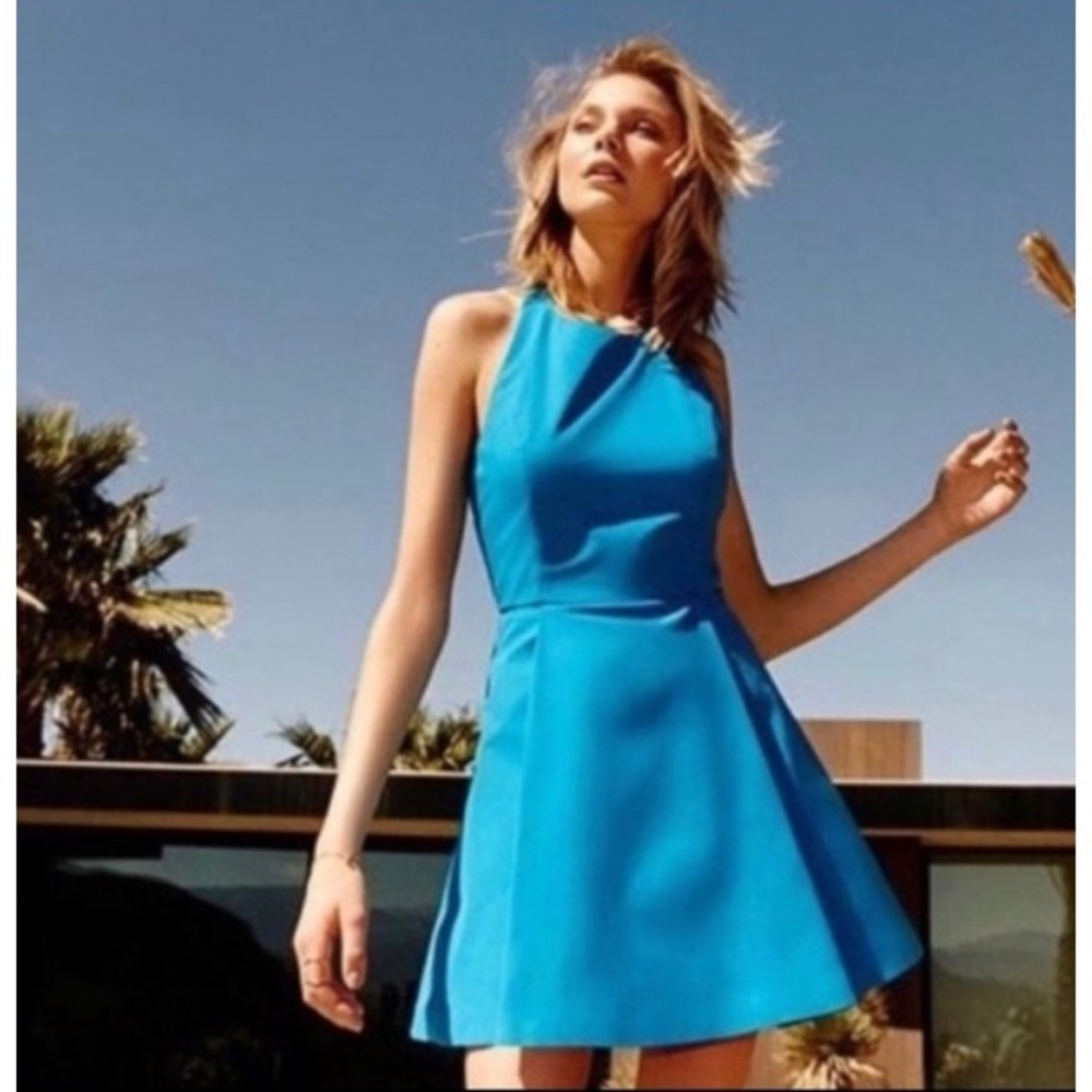 Alice + Olivia Halter Mini Dress Size 2 Blue Fit & Flare Back‎ Cutout Cocktail